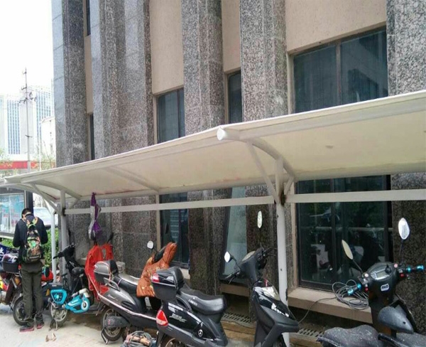 華地置業(yè)，華地公館車棚